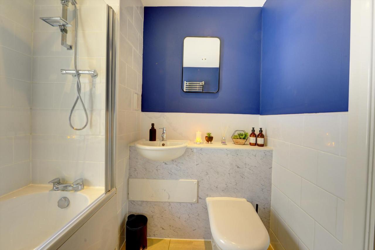 Spacious - Penthouse 2 Bed Apartment With Secure Allocated Parking Sheffield Ngoại thất bức ảnh